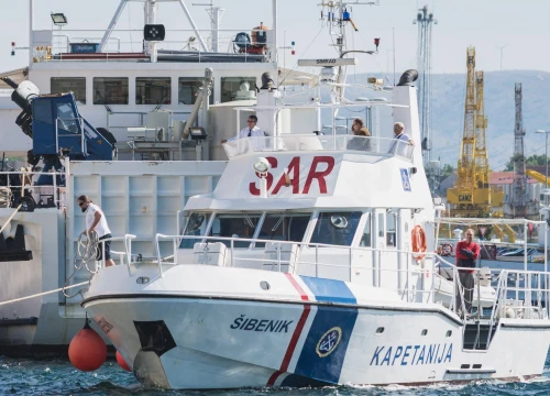 Ribari koji su skočili u more s goruće 100-godišnje kočarice: 'Izabrali smo zadnju nadu'