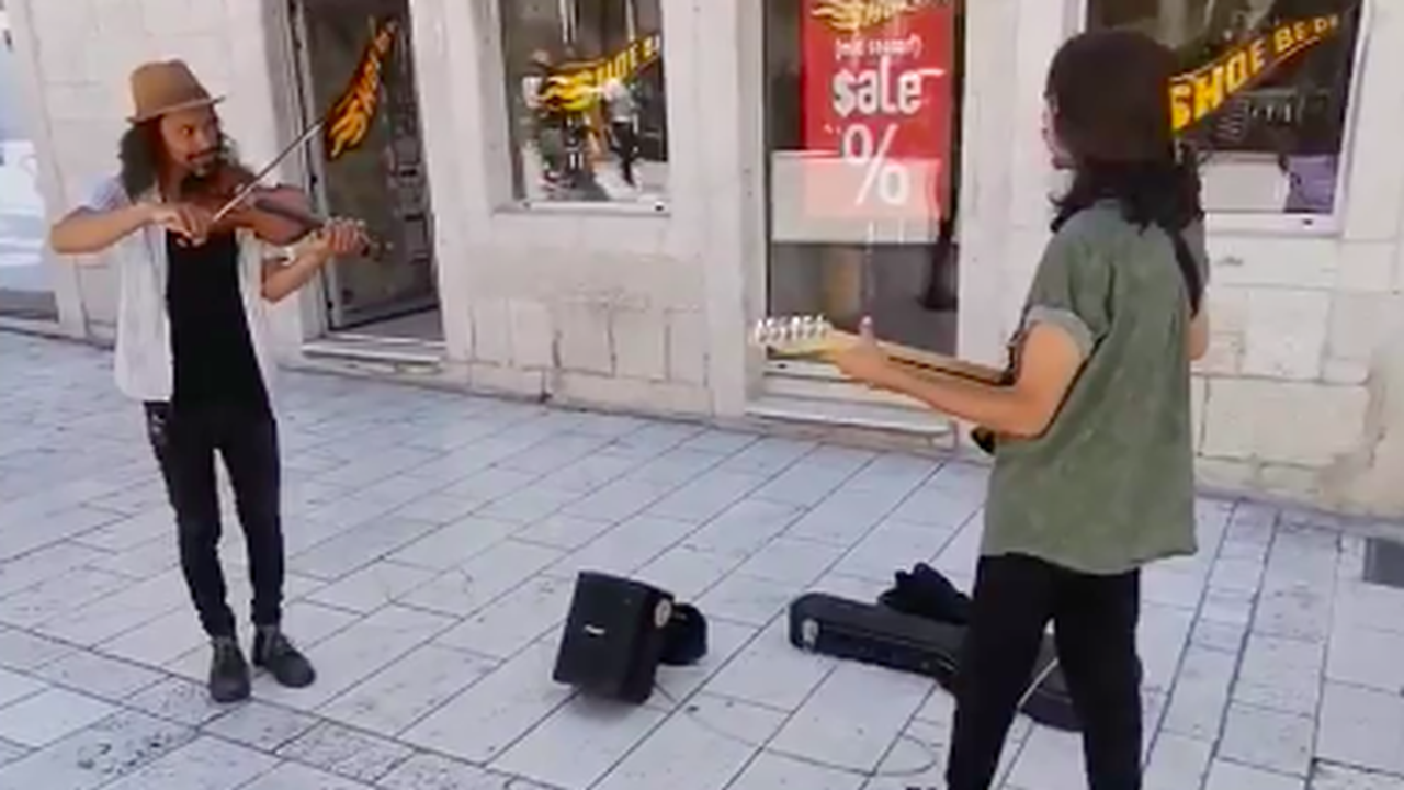 Ulični svirači iz Buenos Airesa u Splitu zasvirali Olivera: 'Naježila sam se'