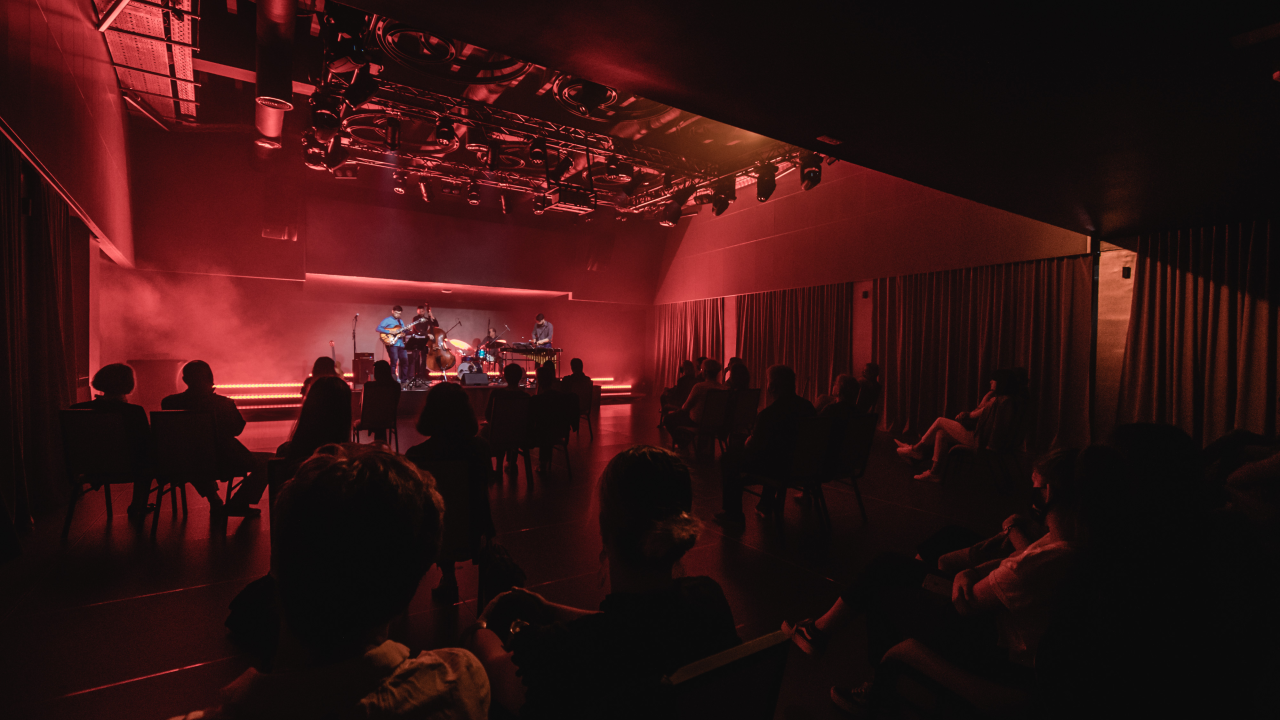 Filip Pavić Quartet u 'Kući umjetnosti Arsen': Savršena ljetna jazz večer uz predivnu posvetu