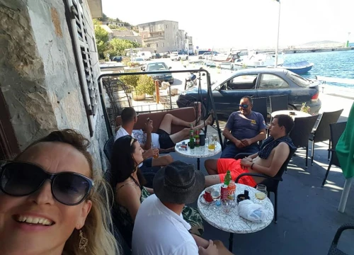 Kafić 'Riva' na Žirju prestaje s radom nakon skoro 30 godina: 'Teško je rastati se od svega što smo skupa stvarali'