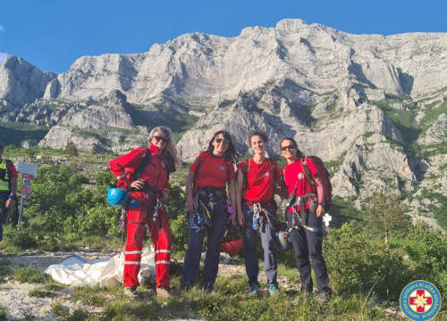 Fotografija 11 - Od obuke do obuke: Pogledajte kako se šibenski GSS-ovci spremaju za akcije spašavanja u planinama