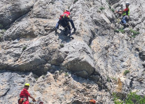 Fotografija 12 - Od obuke do obuke: Pogledajte kako se šibenski GSS-ovci spremaju za akcije spašavanja u planinama