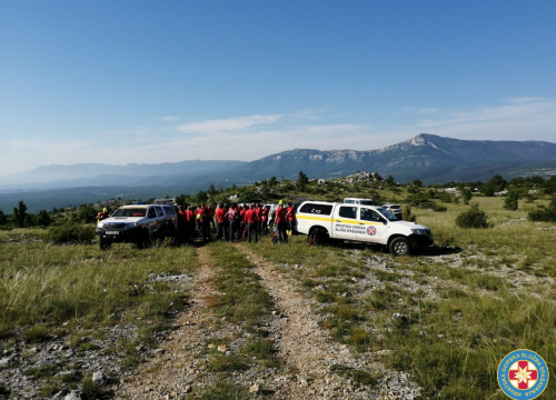Fotografija 14 - Od obuke do obuke: Pogledajte kako se šibenski GSS-ovci spremaju za akcije spašavanja u planinama