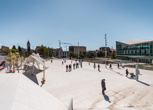 Sve više slučajeva zaraze kod osoba cijepljenih s dvije doze