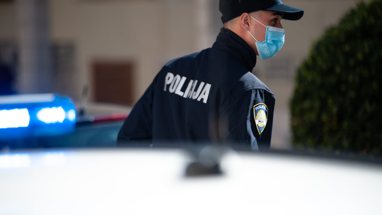 Policija uhvatila 45-godišnjaka koji je u Vodicama pijan vozio Golfa: Izmjereno mu 2,66 promila