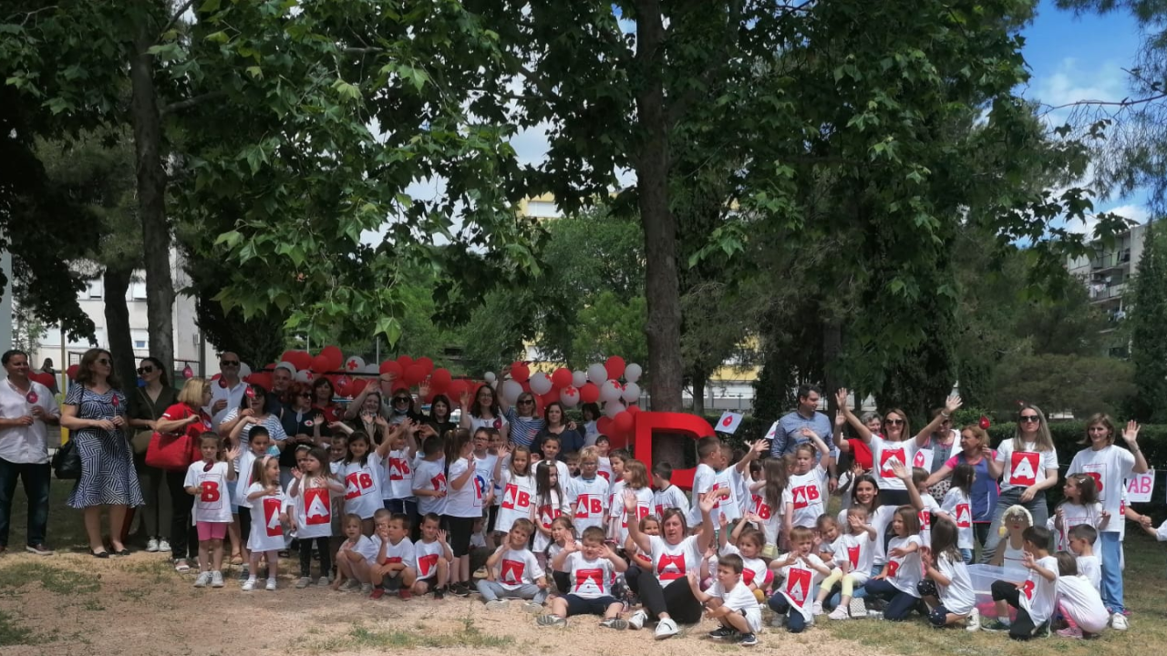 U drniškom vrtiću obilježen Svjetski dan darivatelja krvi: Stotinjak mališana učilo o toj plemenitoj gesti