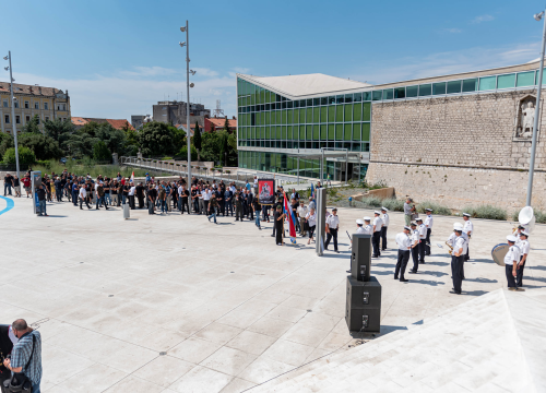Fotografija 12 - Svečano obilježena 30. obljetnica osnutka 113. brigade: 'Mi smo stvarali tebe i ti nas, do kraja života ostaješ u našim srcima'