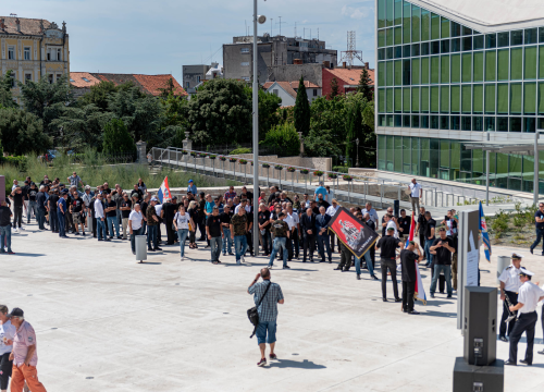 Fotografija 15 - Svečano obilježena 30. obljetnica osnutka 113. brigade: 'Mi smo stvarali tebe i ti nas, do kraja života ostaješ u našim srcima'