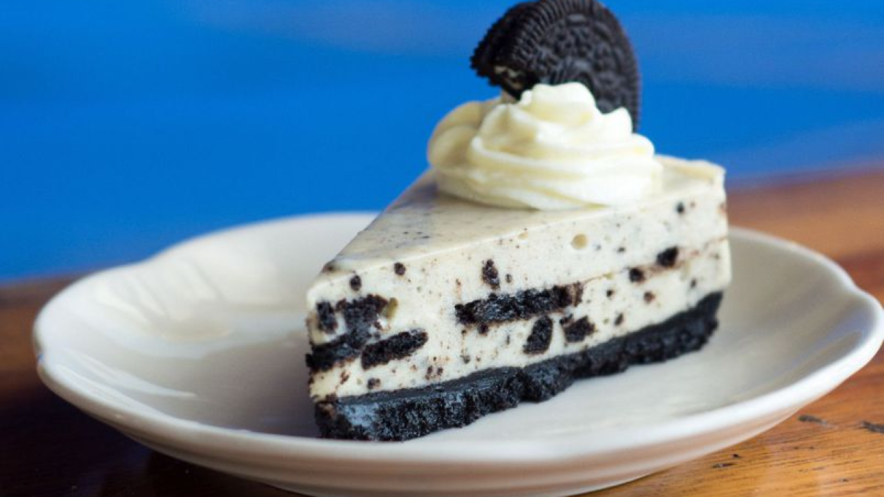 Oreo torta sa sladoledom: Recept za fini desert bez pečenja i puno muke