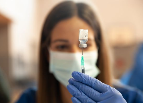 Epidemiologinja: 'Ljudi odgađaju cijepljenje, misle da će tako biti duže zaštićeni. Treba se cijepiti sada'