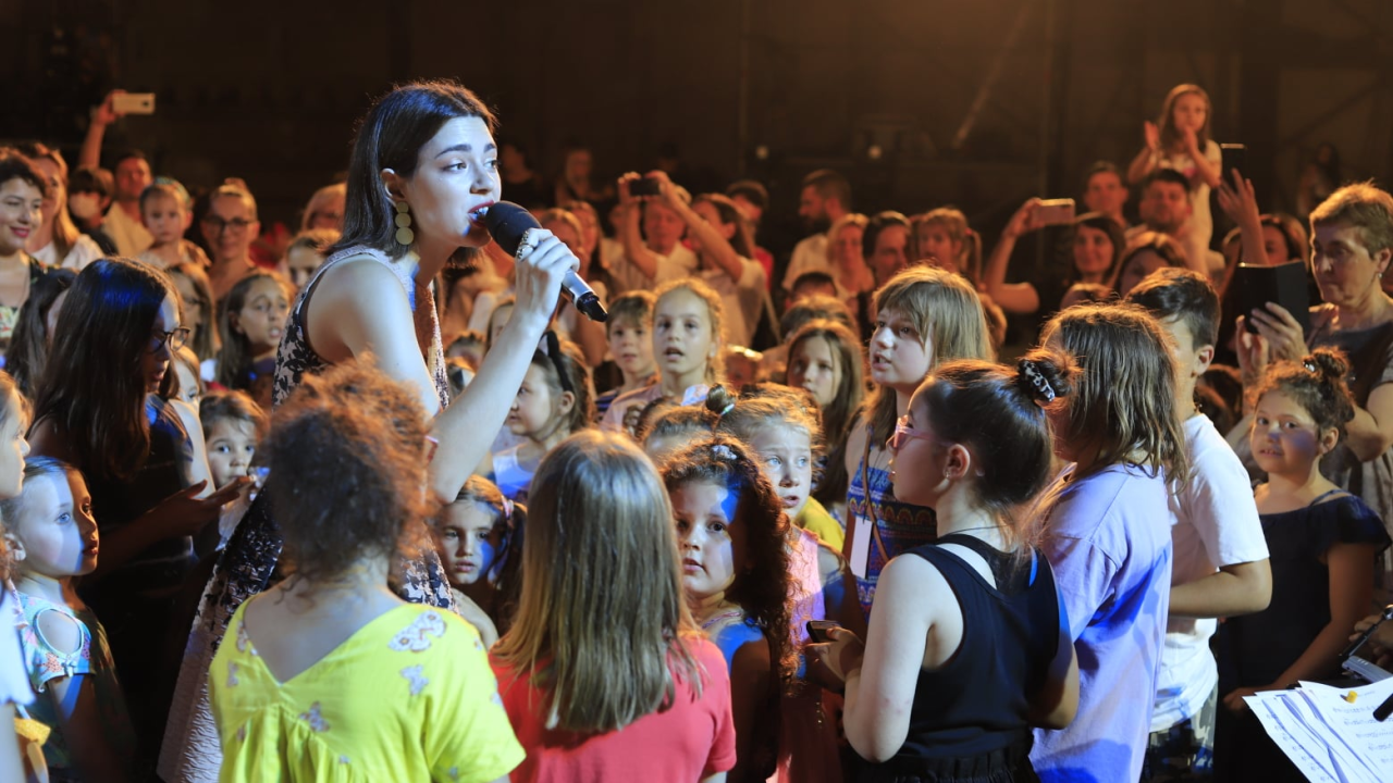 Zvijezde 'A strane' na Ljetnoj: 'Koncert je bio odličan, na kraju sam šmugnula'