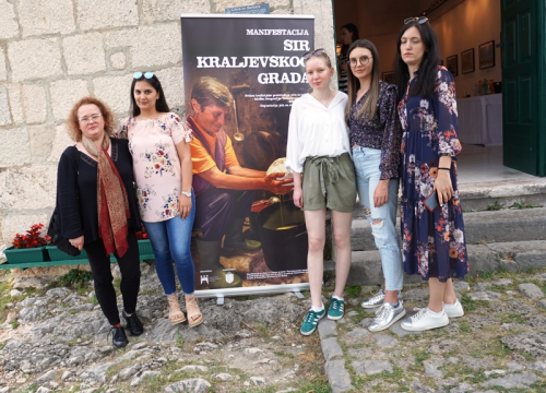 Fotografija 20 - Jeste li znali da je sir iz mišine primjenjiv u kulinarstvu i da može zamijeniti poznati parmezan?