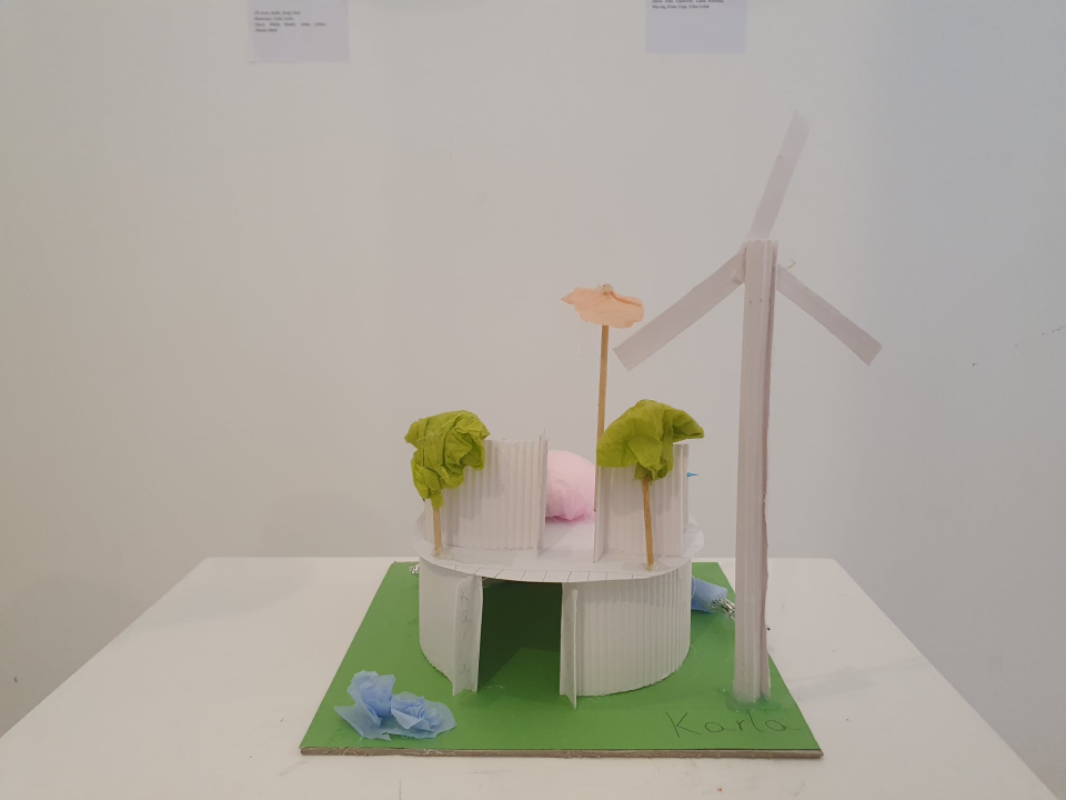 Frizerski salon Ivka vas časti povodom prvog rođendana!