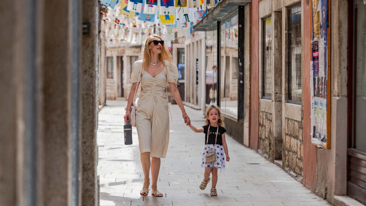 Modno usklađene Šibenčanke i ovog tjedna ukrale sve poglede u centru grada!