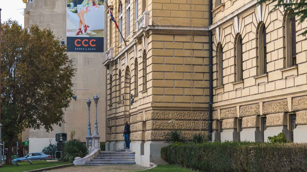Muškarac (42) u Šibeniku i Vodicama dilao kokain: Jednom prodao 48 grama, drugi put 18