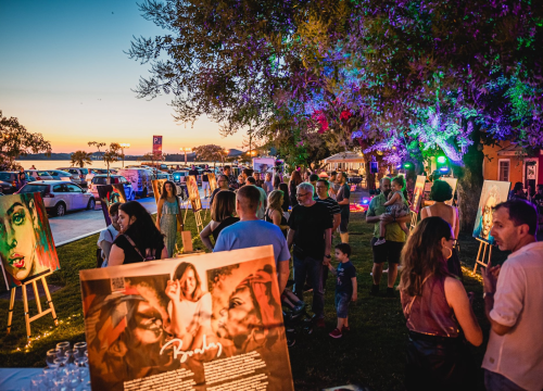 Žene u petak preuzimaju Azimut: Prvo izložba Branke Grubić pa onda koncert Irene Žilić