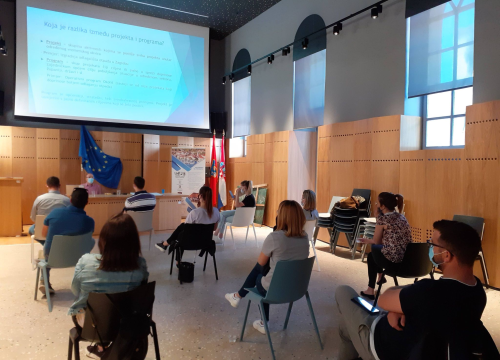 Fotografija 2 - I u srpnju se nastavlja bogat program Društvenog centra Grada Skradina!