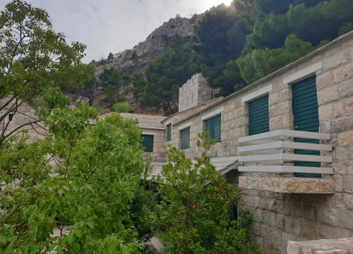 Fotografija 17 - Festival bespravne gradnje na Vruji: 'Tražimo da se ovaj teritorij oslobodi i vrati matičnoj državi!'