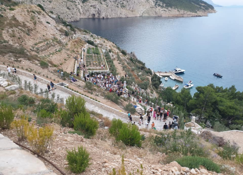 Fotografija 32 - Festival bespravne gradnje na Vruji: 'Tražimo da se ovaj teritorij oslobodi i vrati matičnoj državi!'