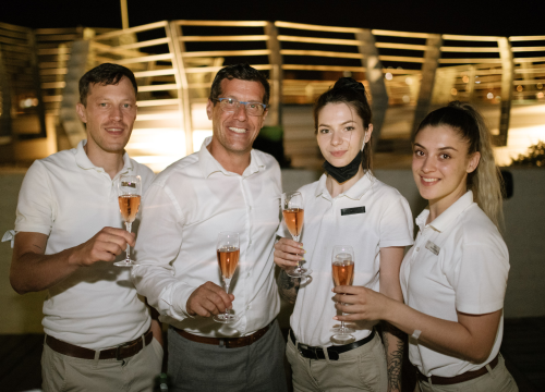 Fotografija 7 - Uživajte u zalascima sunca u novootvorenom Roof Baru u D-Resortu!