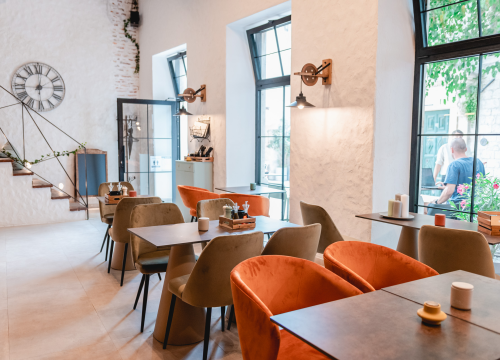 Fotografija 3 - Posjetite Bistro Bava u hladu najstarijeg šibenskog stabla i uživajte u genijalnoj hrani i dvadeset vrsta piva