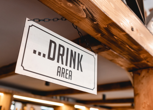 Fotografija 7 - Posjetite Bistro Bava u hladu najstarijeg šibenskog stabla i uživajte u genijalnoj hrani i dvadeset vrsta piva