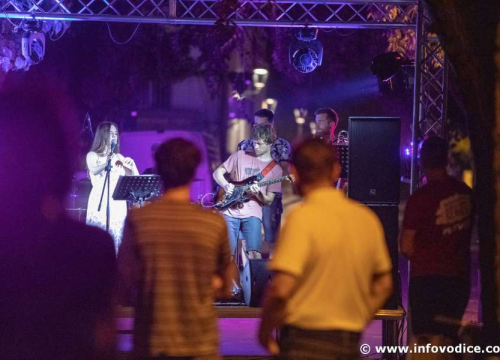 Vodički Đardin je IN i ovog ljeta: Koncerti, filmovi, predstave, komedija, sve pod vedrim nebom