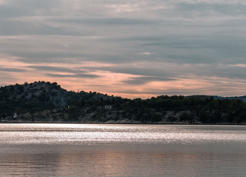 Fotografija 10 - Vrijeme je za kupanje: Do Martinske i Jadrije gradskom brodskom linijom!