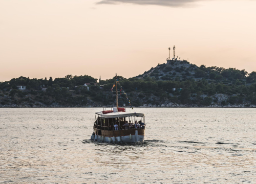 Fotografija 4 - Vrijeme je za kupanje: Do Martinske i Jadrije gradskom brodskom linijom!