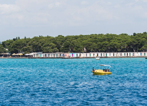 Fotografija 9 - Vrijeme je za kupanje: Do Martinske i Jadrije gradskom brodskom linijom!