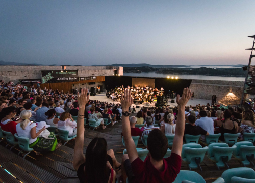 Glazbenici ujedinjeni: Publici treba osigurati besplatne covid testove za koncerte