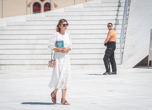 Fotografija 4 - Modno osviještene sugrađanke pokazale kako biti stajliš po visokim temperaturama