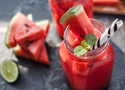 Kupili ste veliku lubenicu, što sad? 7 ideja za iskorištavanje ljetnog voća prije nego što se pokvari