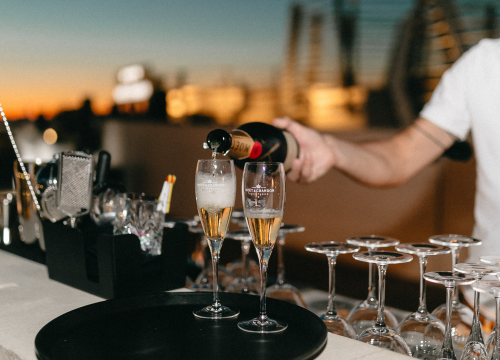 Fotografija 4 - Otvorena je sezona evenata na Roof Baru: U posebnoj atmosferi možete uživati svaki vikend!