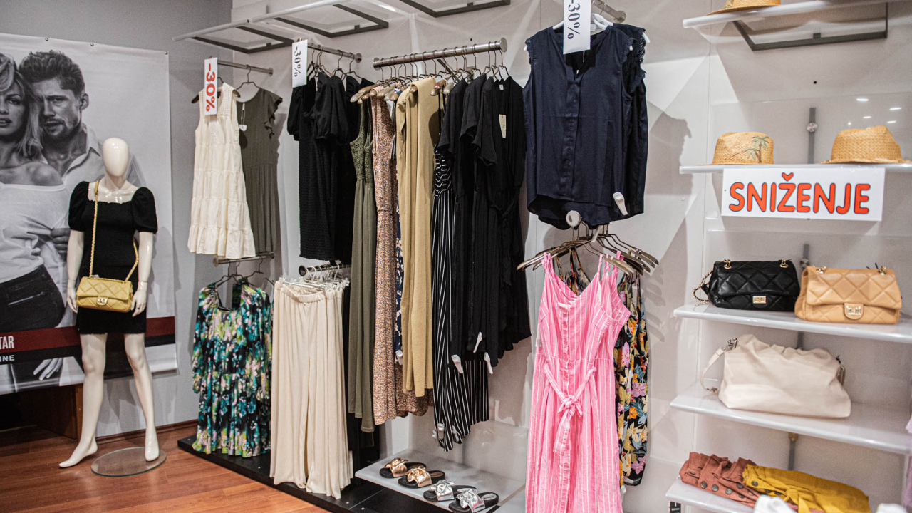 Iskoristite sezonska sniženja na odjeću u centru Šibenika!