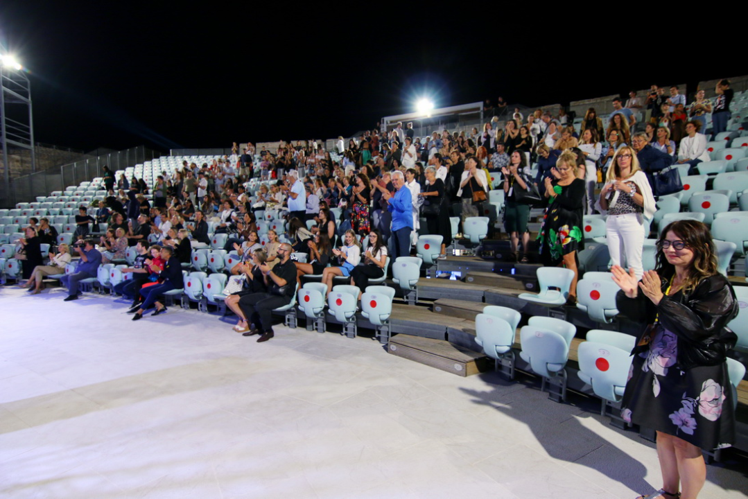 Plamteća voda rasplamsala ljubav Šibenčana prema plesu