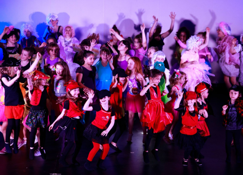 Fotografija 5 - Poljanu zaposjedaju mladi plesači!