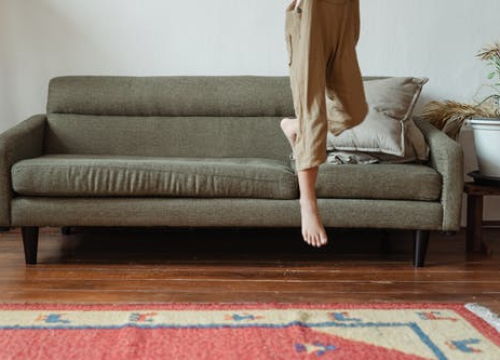 Poželjeli ste konačno živjeti sami? Evo prednosti života u kojem sami krojite pravila u stanu