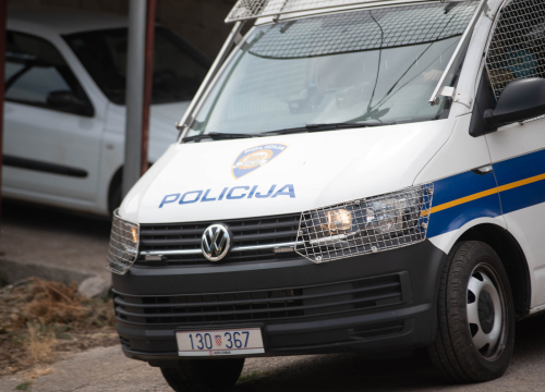 Pedofil (65) u okolici Šibenika skidao s interneta dječju pornografiju i slao snimke drugima