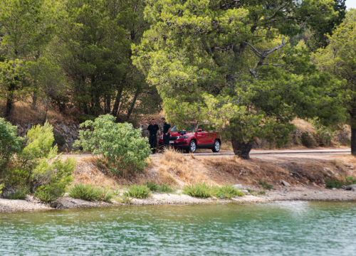 Fotografija 4 - Ugašen požar u Dumbokoj: Kanader napustio požarište, izgorjela borova šuma