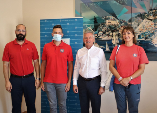 Šibenski GSS-ovci kod Burića: Nedostaje im još oko 400 tisuća kuna za dovršiti staru poštu u Rokićima