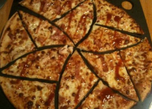 Matematičari smislili trik kako izrezati pizzu na savršeno jednake komade