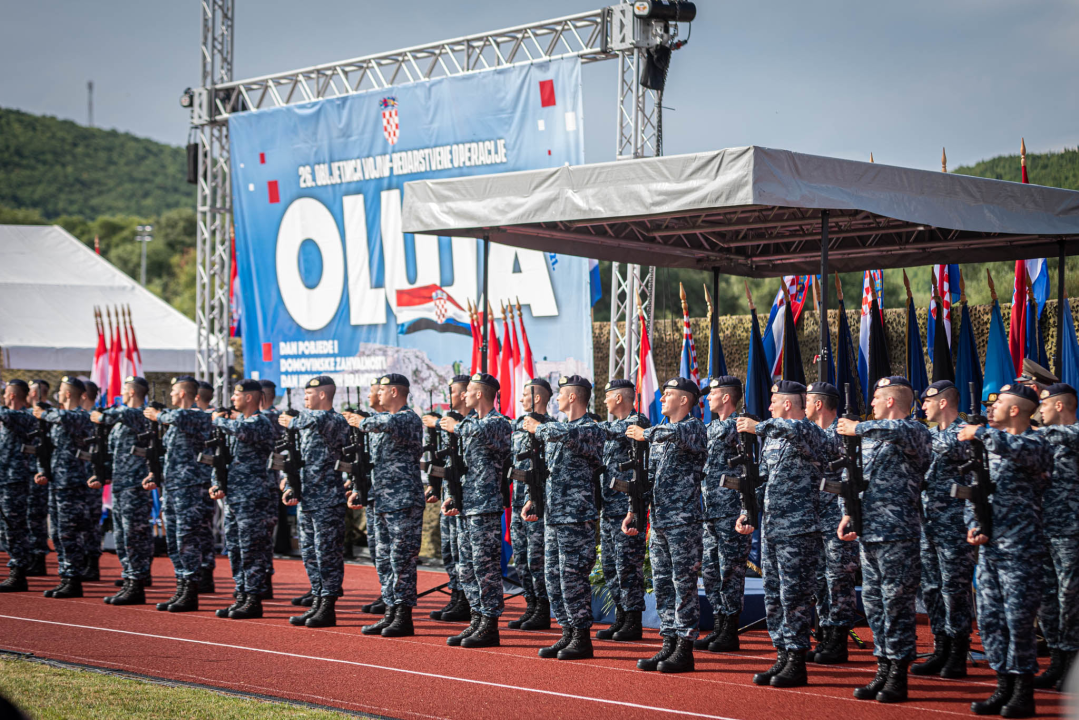 Obilježavanje 26. obljetnice VRO Oluja: Pogledajte kako je jutros bilo u Kninu