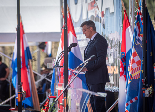 Fotografija 28 - Obilježavanje 26. obljetnice VRO Oluja: Pogledajte kako je jutros bilo u Kninu