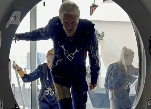 Virgin Galactic prodaje karte za let u svemir za 450.000 dolara