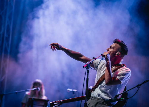 Fotografija 14 - Asaf Avidan u Šibeniku: Bol, patnja, ljubav, unikatan talent i kiselost pokvarenog piva