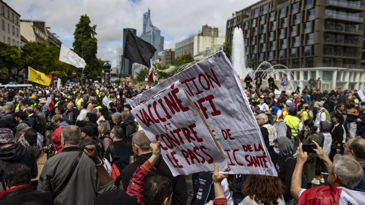 Francuzi prosvjedovali četvrti vikend zaredom protiv covid propusnica