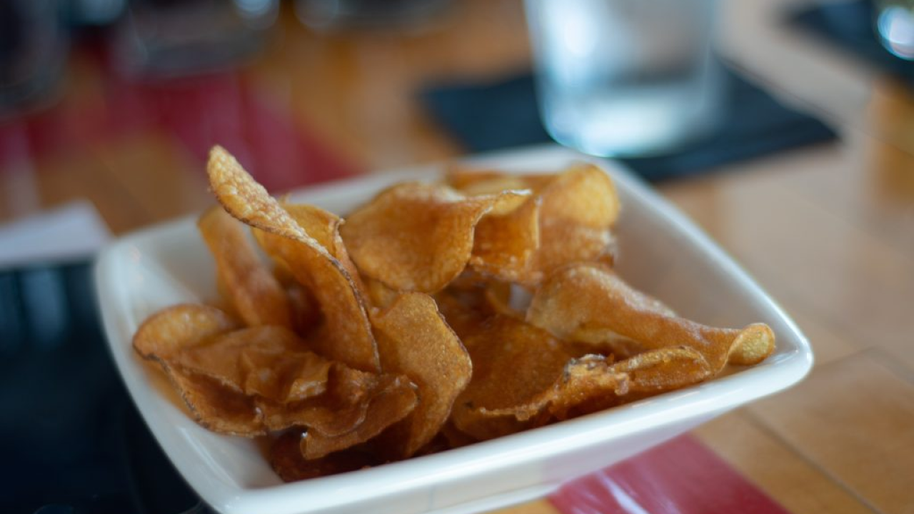 Nije svejedno! Znate li što piti uz omiljene grickalice?