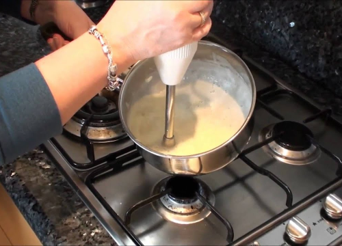 Kremasti umak od kapule koji savršeno paše uz roštilj