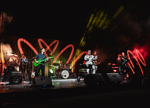 Fotografija 38 - Massimo na Mihovilu kao Mišo, publika je uglas pjevala s rukama u zraku!